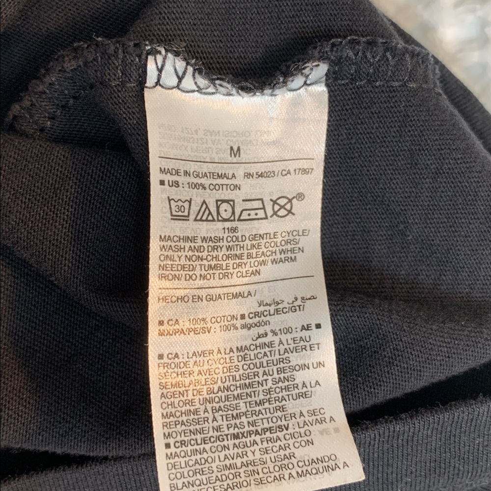 Old Navy Women’s Vintage Crew-Neck Oversized Crop T-Shirt - Picture 5 of 5
